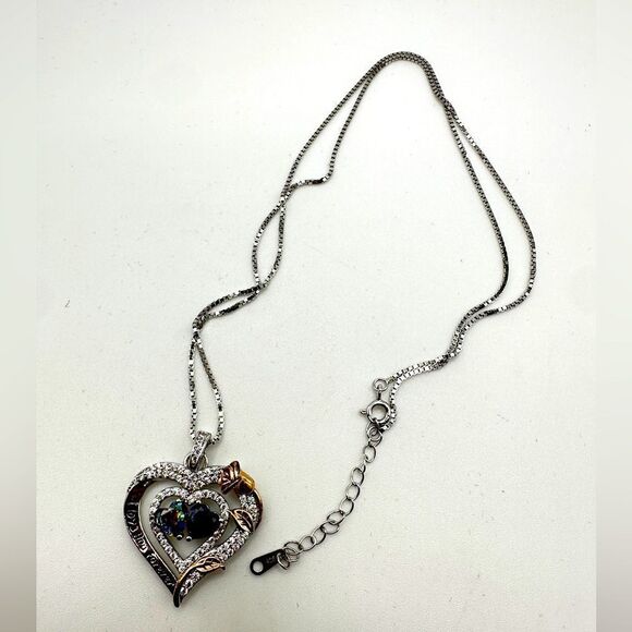 NIB Sterling silver, possibly gold plated, heart necklace with cz diamonds! - Picture 1 of 11